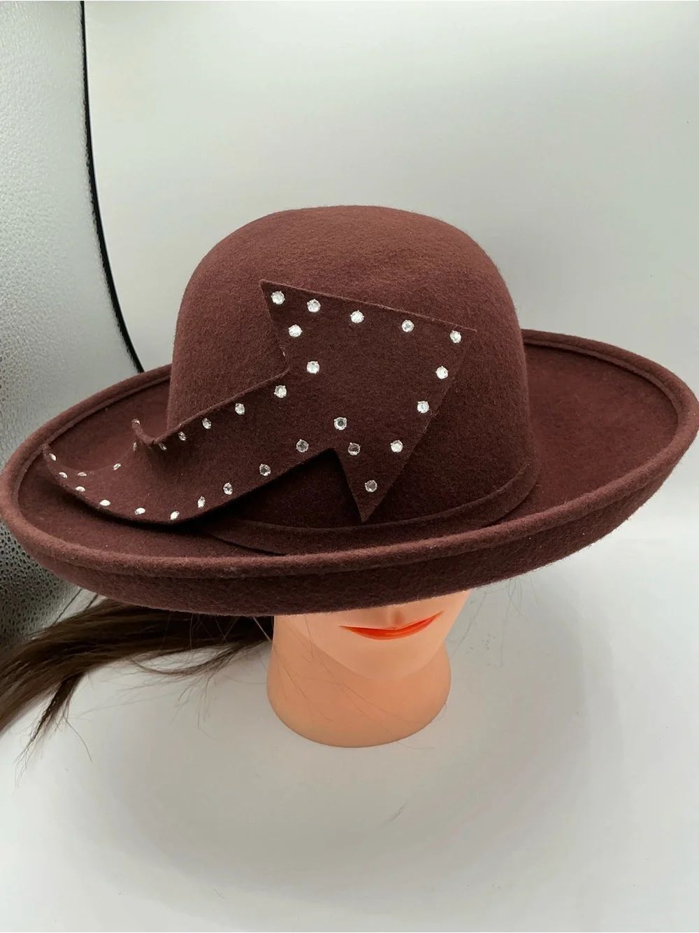 Ann Marie vintage brown wool hat with a felt arrow and rhinestones